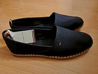 Tommy Hilfiger Slipper / Espadrilles neu mit Etikett Leipzig - Gohlis-Mitte Vorschau
