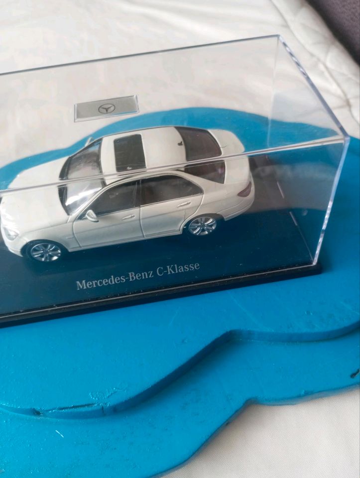 Miniaturbild Mercedes in Monheim am Rhein