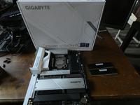 S.1200 Bundle (Gigabyte Z590 Vision G/I7-10700K/32GB Corsair DDR4 Sachsen - Mittweida Vorschau
