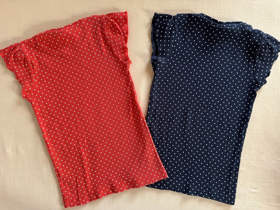 2 x Shirt kurz Mädchen Topolino Größe 128 rot blau wie neu in Möser