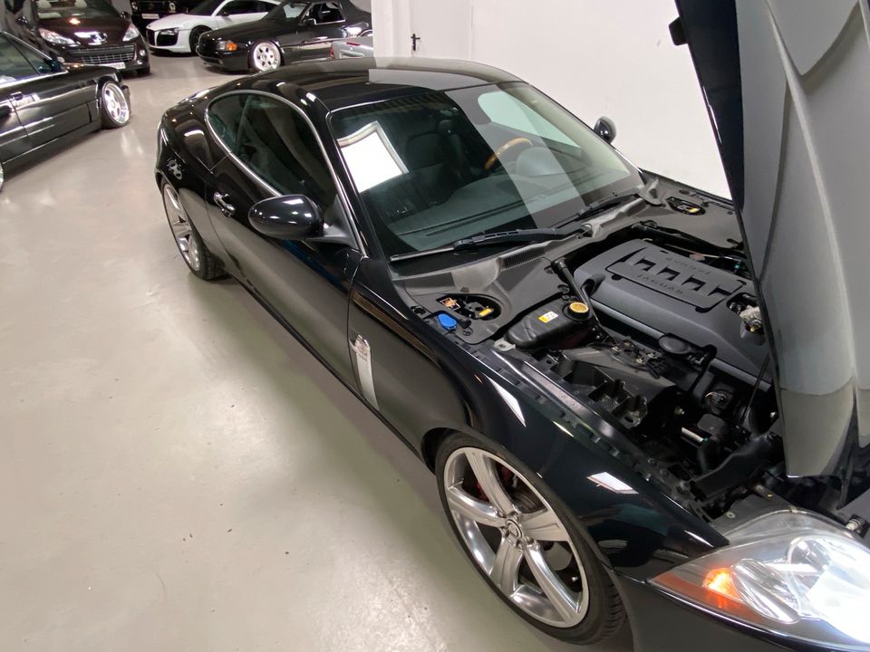 JAGUAR XK 4.2 V8 COUPE ~ H&R ~ 21 ZOLL ~ ALPINE SOUND ~ TAUSCH ~ in Bielefeld