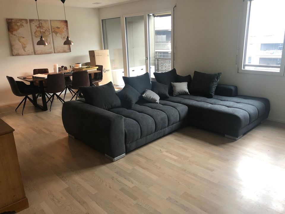 Wunderschönes Big Sofa / Couch in Großkarolinenfeld
