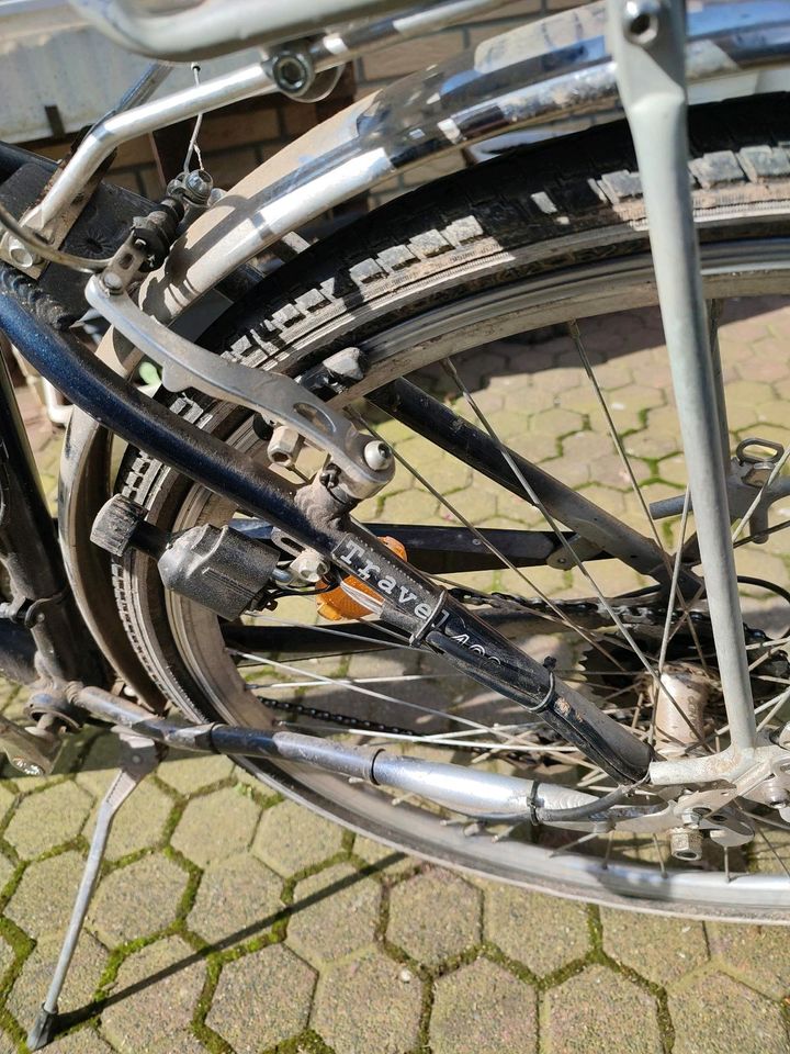 Active Aluminium Trekking Bike 28 zoll Fahrrad in Northeim