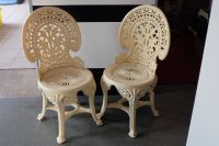 ---Zwei Stühle in Weiß aus Kunststoff--- Leipzig - Seehausen Vorschau