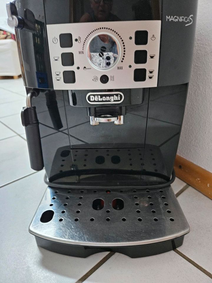 Kaffeevollautomat delonghi in Radolfzell am Bodensee