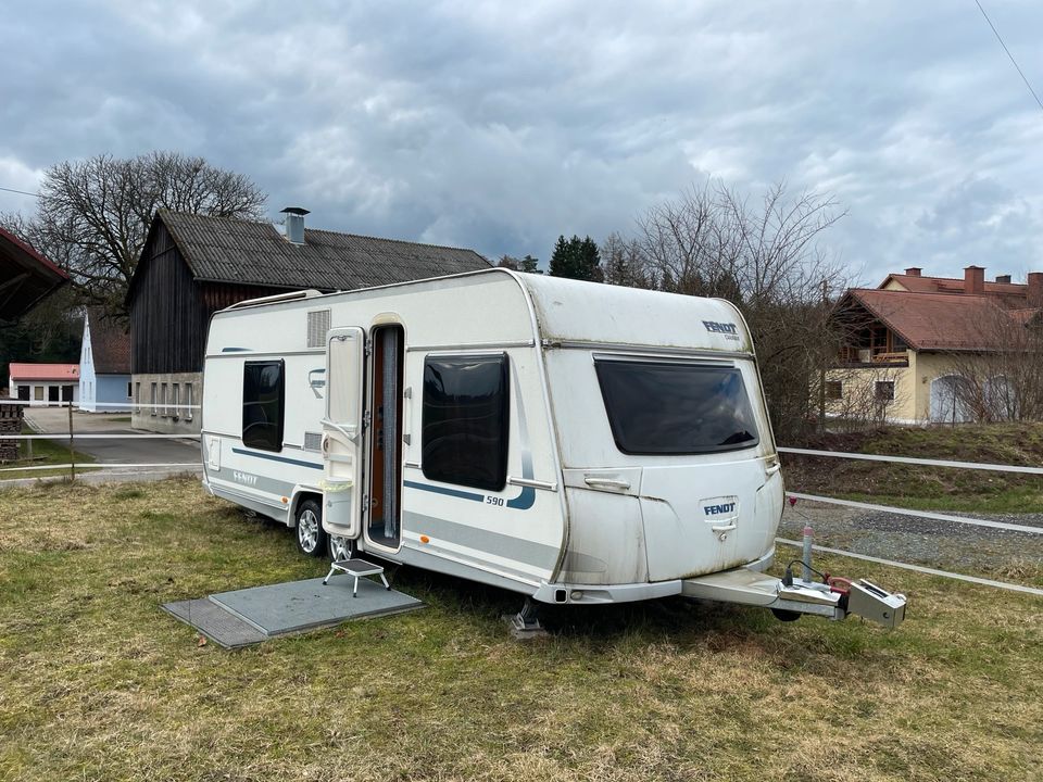 Wohnwagen, Wohnanhänger Fendt Diamant 590 in Weiden (Oberpfalz)