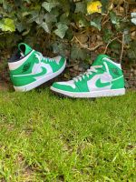 Nike Air Jordan 1 Green and white Bayern - Denkendorf Vorschau