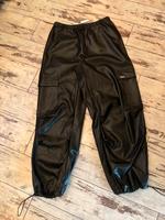 Review Kunstleder Hose schwarz Gr. S NEU Nordrhein-Westfalen - Eschweiler Vorschau