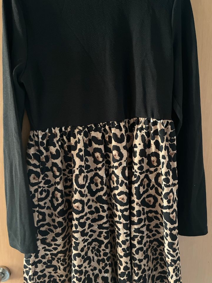 Kleid Shein Leo schwarz L 40 - 42 NEU in Kirchwistedt