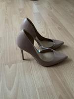 Pumps cremefarben Niedersachsen - Celle Vorschau