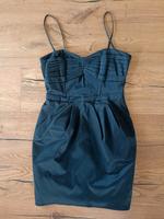 Schwarzes Cocktail Kleid Gr. 38 h&m sehr gut erhalten tailliert g Hessen - Flieden Vorschau