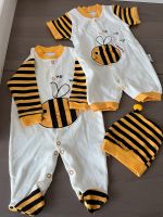 Zwei Baby Body mit Biene und Mütze Hamburg - Wandsbek Vorschau