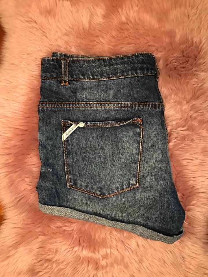 Pull&Bear Jeans Short in Laupheim