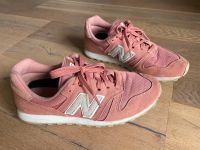 New Balance Sneaker Turnschuhe Rosé Gr. 40 Niedersachsen - Drage Vorschau