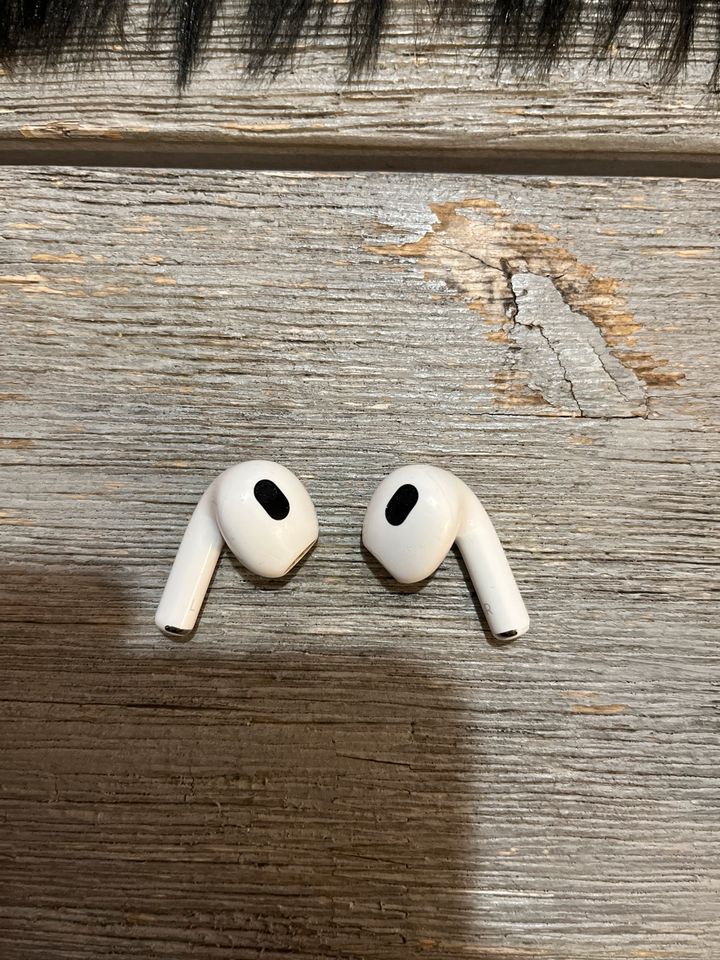 AirPods (3rd Generation) Defekt in Langenau