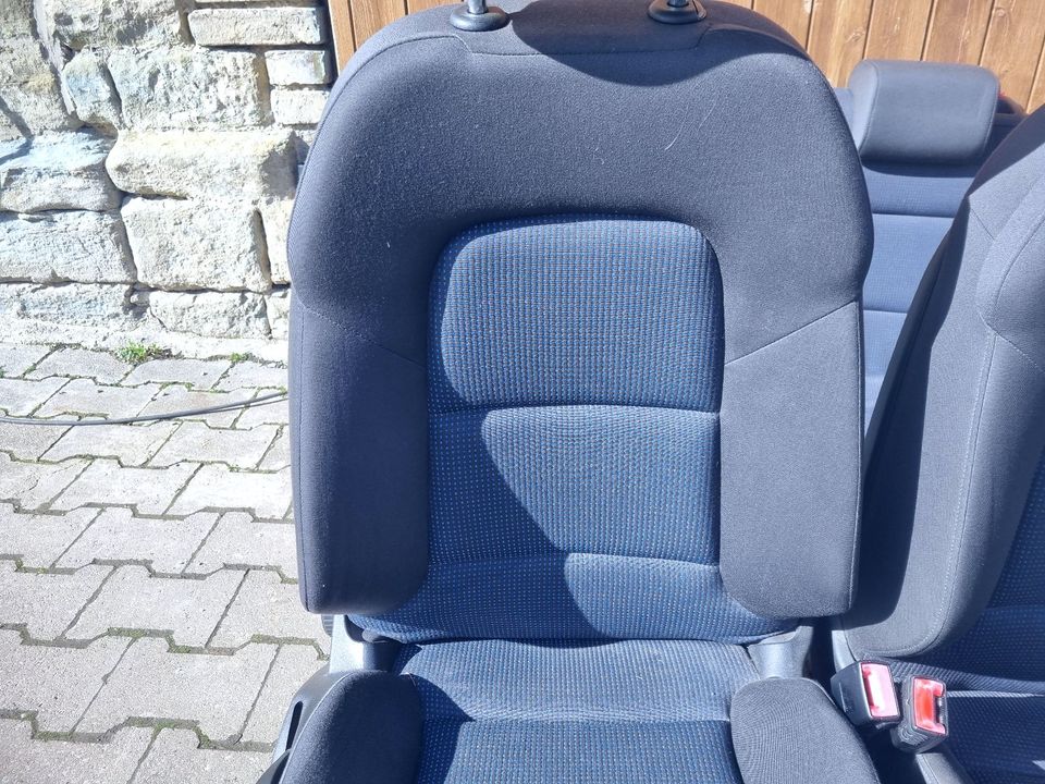 Audi A3 8PA Sportback Sitze 5 Türer Sitzheizung blau ISOFIX in Bad Sassendorf