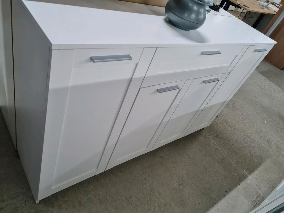 Sideboard  Kommode Anrichte IBIZA Versand Bühne in Borgentreich