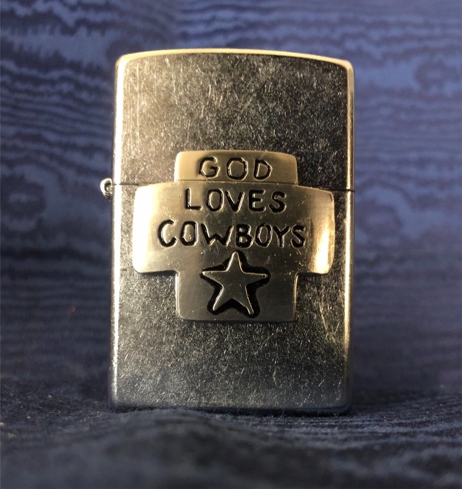 Zippo Feuerzeug „God loves Cowboys“ in Dortmund