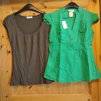 1x Bluse grün 1x T-Shirt von Orsay gr. S / gr. 36 Niedersachsen - Friedeburg Vorschau