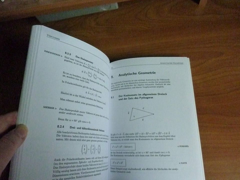 Buch Formeln für Mathematik, Physik, Chemie - Schule / Studium in Halle