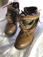 REDUZIERT Stiefel/Boots mit Nieten  neuw. 38 Hessen - Waldkappel Vorschau