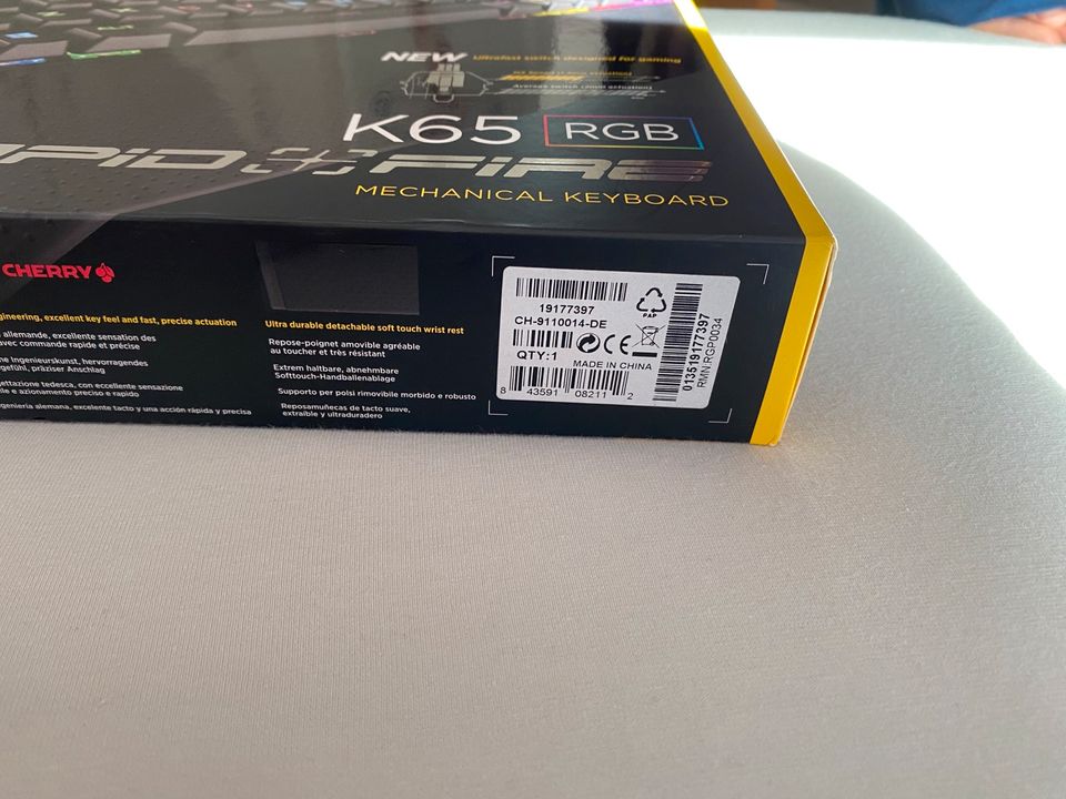 Corsair K65 RGB RAPIDFIRE Kompakte mechanische Gaming-Tastatur in Wettin-Löbejün
