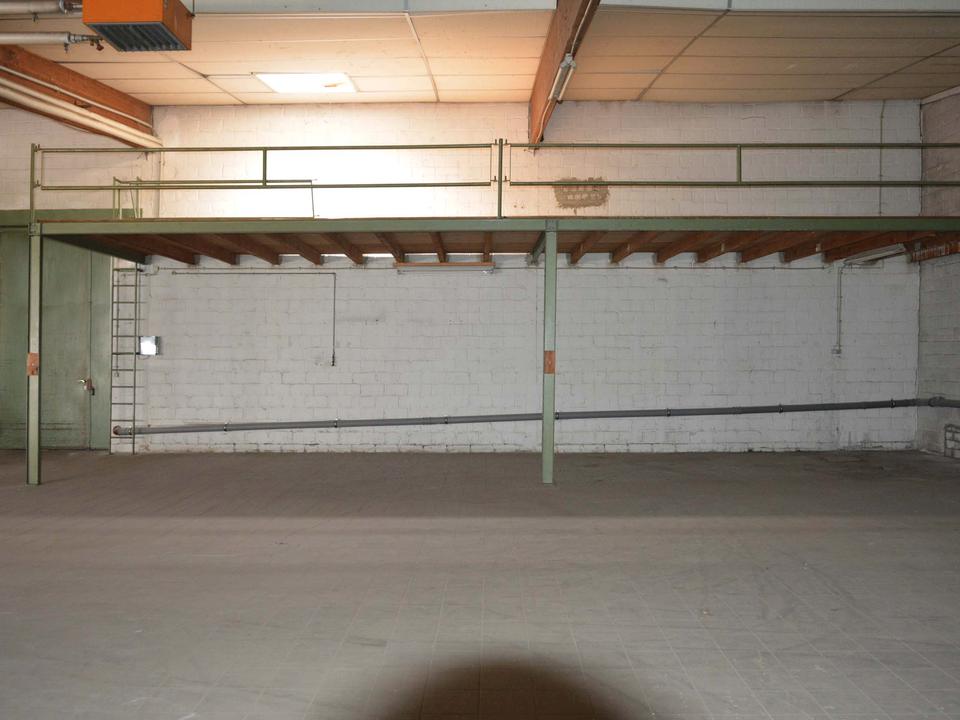 Kaltlager-/ Produktionsfläche zur Miete in MG-Giesenkirchen in Mönchengladbach