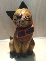 Katze aus Holz, teilw. handbemalt, Höhe 19 cm Bayern - Fürth Vorschau