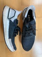 ADIDAS Ultraboost Laufschuh, 42,5, schwarz Eimsbüttel - Hamburg Niendorf Vorschau