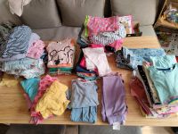 Kleiderpaket Mädchen Sommerkleidung insgesamt 86 Teile Niedersachsen - Breddenberg Vorschau