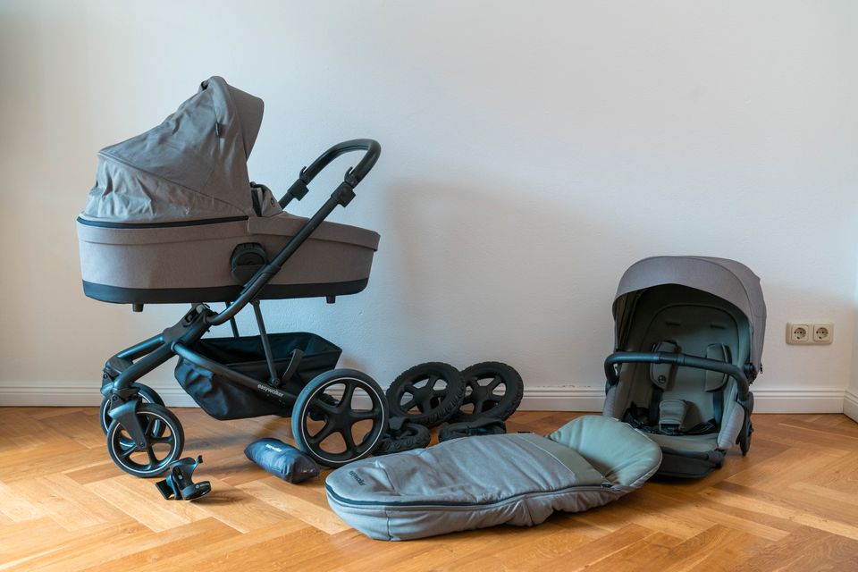 easywalker Harvey3 Kinderwagen Komplettset - Sage Green in Bremen