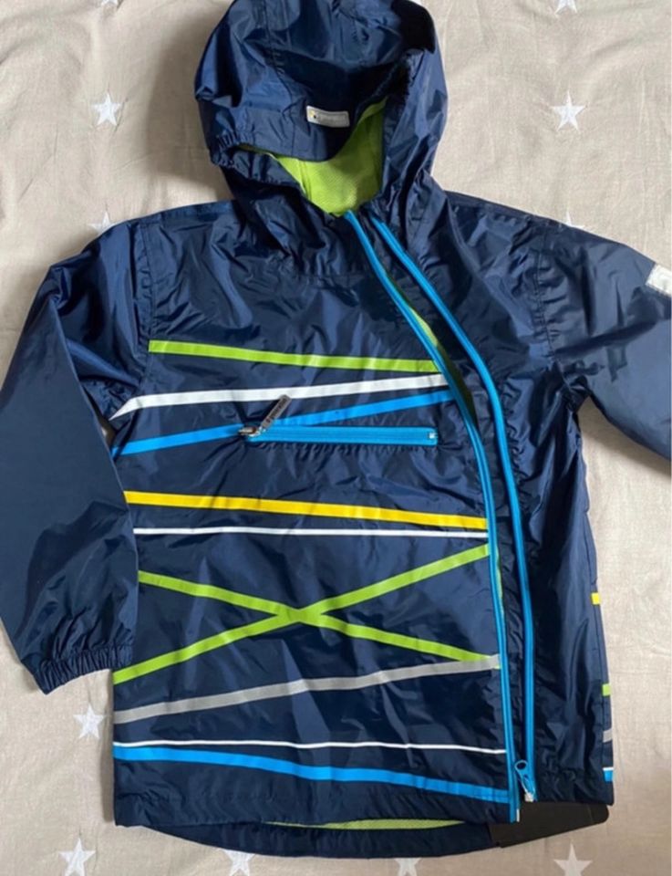 NEU mit Etikett d-generation Windbreaker/Regenjacke Gr. 140 in Wuppertal