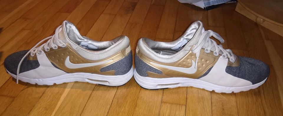 Nike Air Max Zero, Turnschuhe, Gold, Gr. 43, 8,5 in Nordrhein-Westfalen -  Solingen | eBay Kleinanzeigen ist jetzt Kleinanzeigen