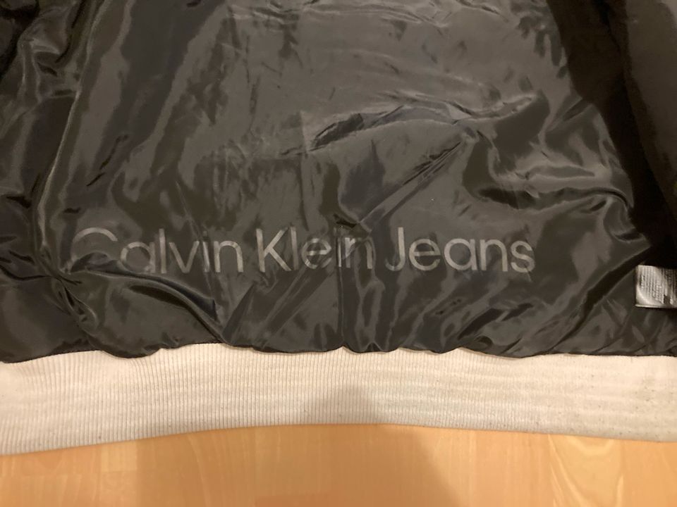 Calvin Klein - Sherpa Jacket in Osnabrück