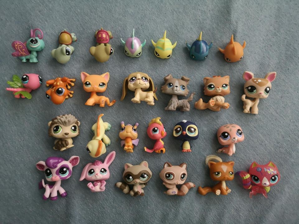 Littlest pet Shop Figuren Sammlung Original in Duisburg