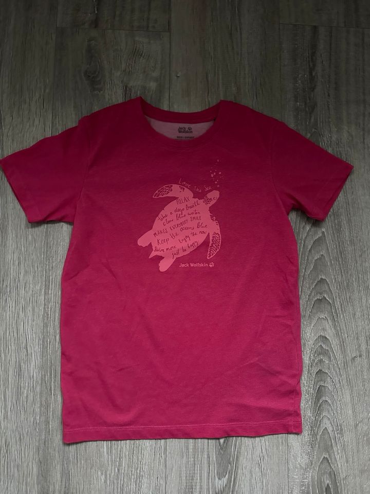 Jack Wolfskin Mädchen Shirt Kurzarm Pink m. Schildkröte Gr. 140 in Berlin