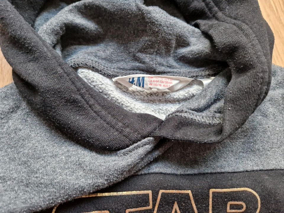 Star Wars Pulli, H&M, Gr. 110 / 116 in Mainz