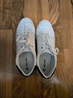 Sneaker mit Blumenmuster Sachsen - Pegau Vorschau