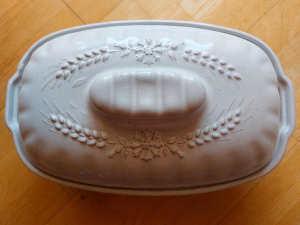 Brotbehälter aus Keramik in Grafenau