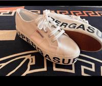 SUPERGA Sneaker *neu* 38 Plateau Baden-Württemberg - Ilshofen Vorschau