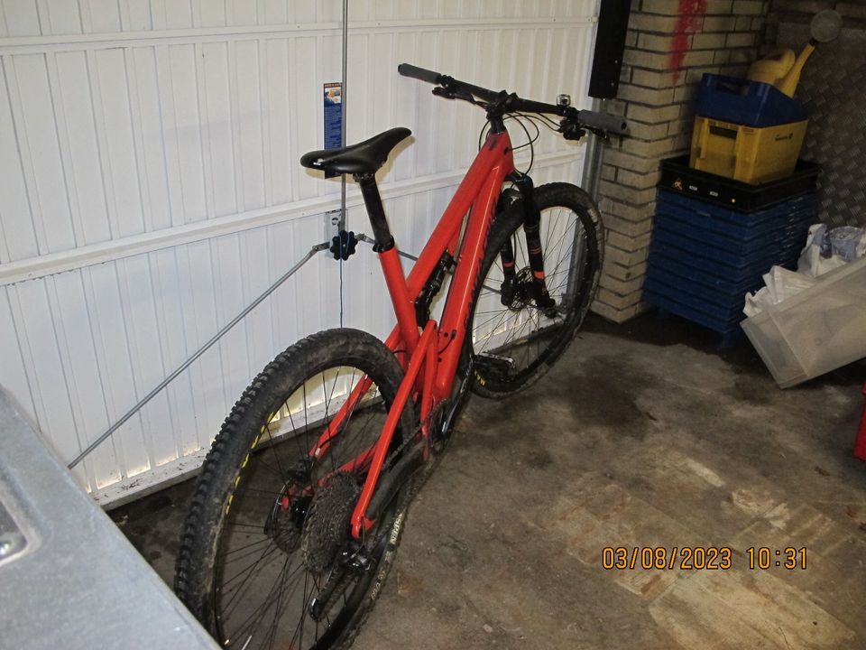 Mountainbike Santa Cruz Blur 3 C S-Kit red, Bj. 2019 in Hamburg