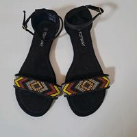 Damen Sandalen, Perlen, Gr. 39 Hessen - Siegbach Vorschau