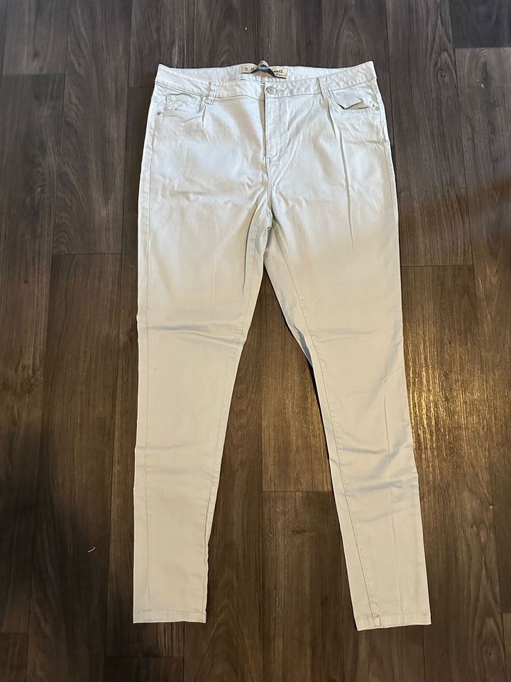 leichte Sommerhose/Jeans von Denim & Co Gr. 42 in Bad Salzuflen