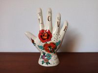 Hand Dekoration Keramik Old School Tattoo Stil Hessen - Gießen Vorschau