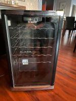 Candy Weinkühlschrank Modell CCV 150EU schwarz Hessen - Wölfersheim Vorschau