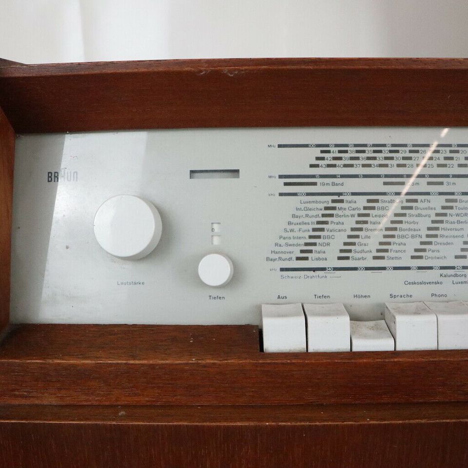 Braun Musikschrank HM 5-81 Musiktruhe Kommode Vintage 60er in Wuppertal