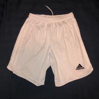 Adidas Fußball Shorts XS in weiß Hessen - Wiesbaden Vorschau