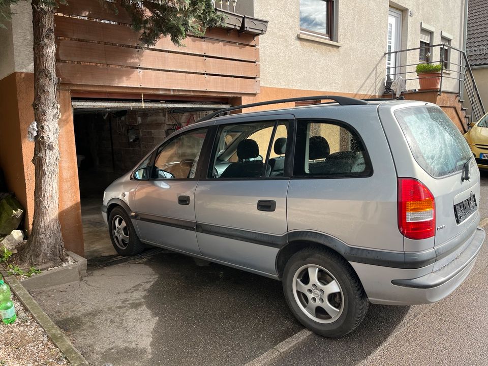 Opel zafira a 2001 7 sitzer in Rudersberg