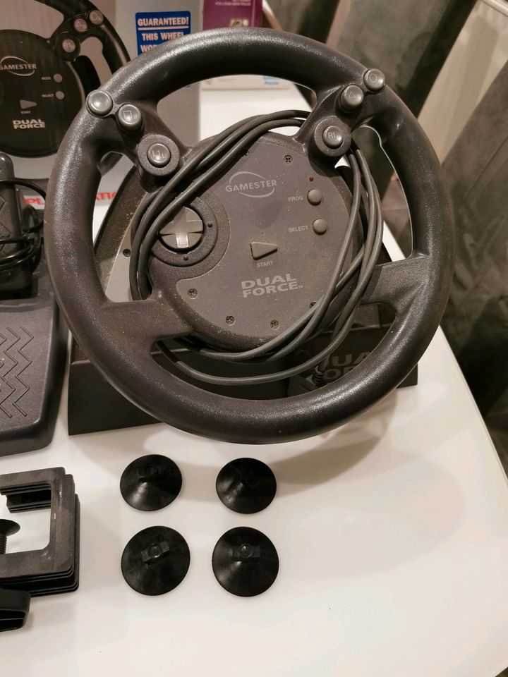 Gamester Dual Force PSX Steering Wheel in Oldendorf (Landkreis Stade)