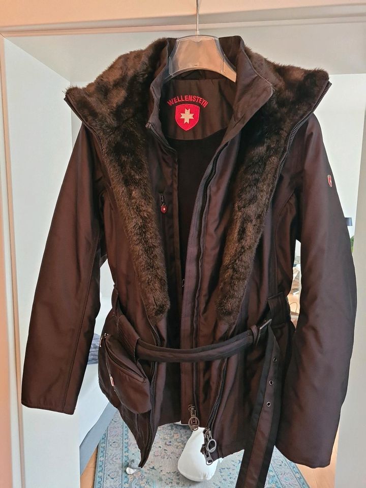 Wellensteyn Damen Winterjacke in Neckargemünd